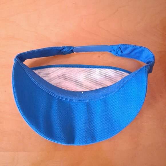 Damaged 1980s Blue Hostess Munchies Playing Baseball Sun Visor / Visor Hat - Picture 7 of 10